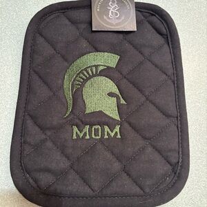 Black and Green Spartan Quilted Pot Holder